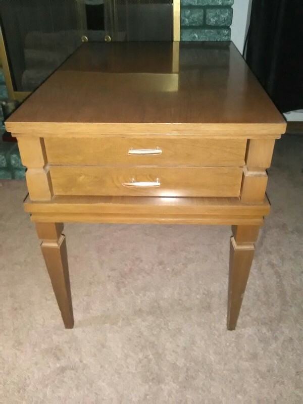 Vintage Mid-Century End Table/Side Table/Night Stand w/ Drawer * Great Shape!