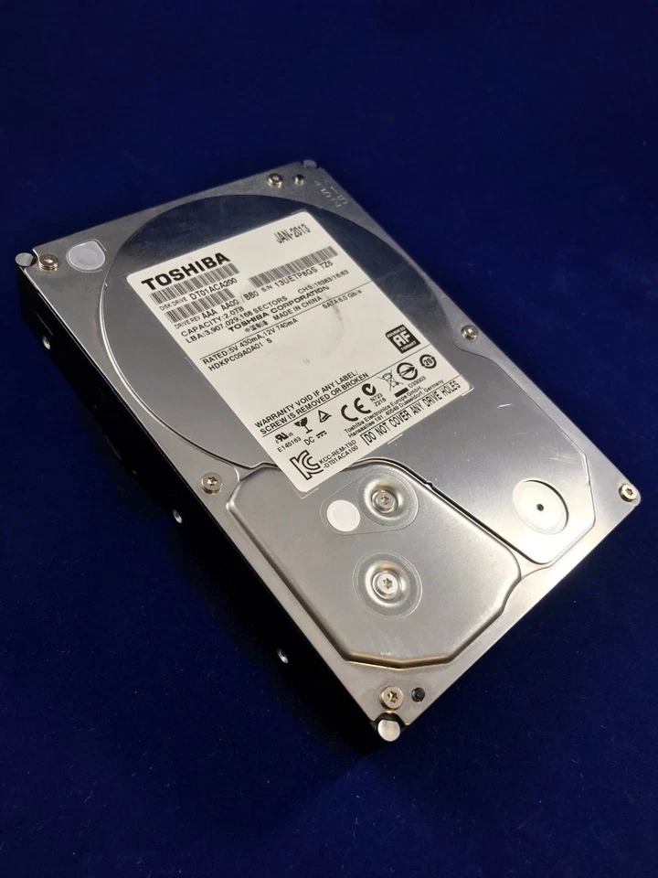 Toshiba 2TB 3.5" Hard Drive DT01ACA200 Sata Internal 7.2K HDKPC09A0A01 - Image 3 of 4