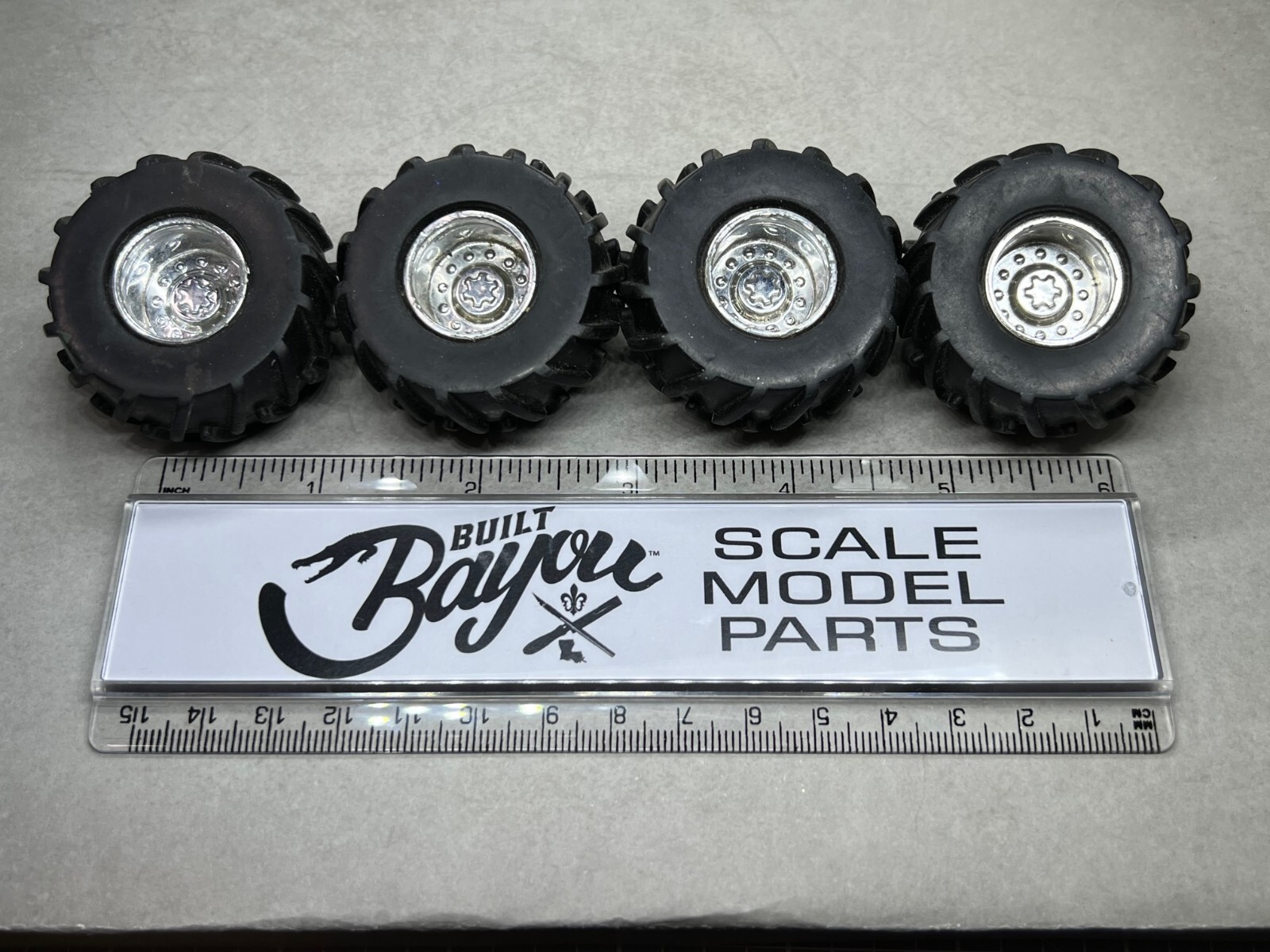 Mud Off Road Dirt Swamp Model Car Junkyard Wheel & Tire Set 