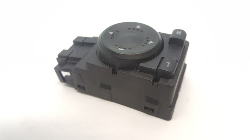 VW Passat 3B - Spiegelverstellung Schalter Außenspiegel  3b1959565   (95)