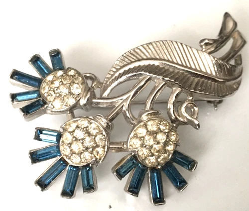 Vintage Brooch Pin SIGNED TRIFARI Rhinestone Flower Silver tone Jewelry lot x