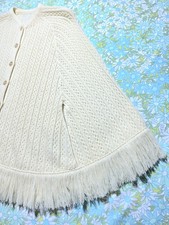 VTG 1970s Cream Knit Poncho Cape Fringe Boho Button Front Sweater Shawl Pockets 