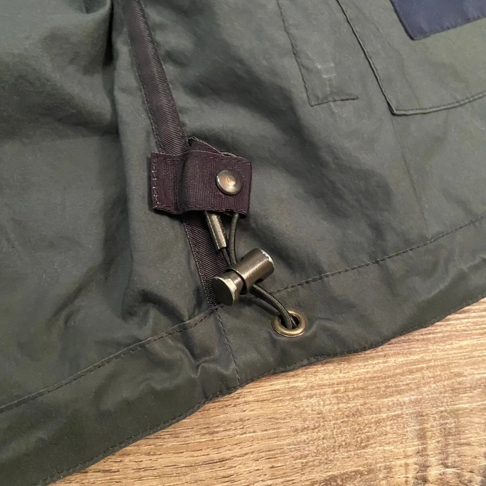 Lanvin 灰色/绿色丝绸和粘纤连帽风衣夹克男式中号 — 第 4/4 张图片