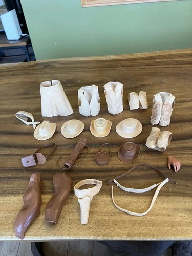 Large Vintage MARX Best of the West Assorted Figure Accessory Lot