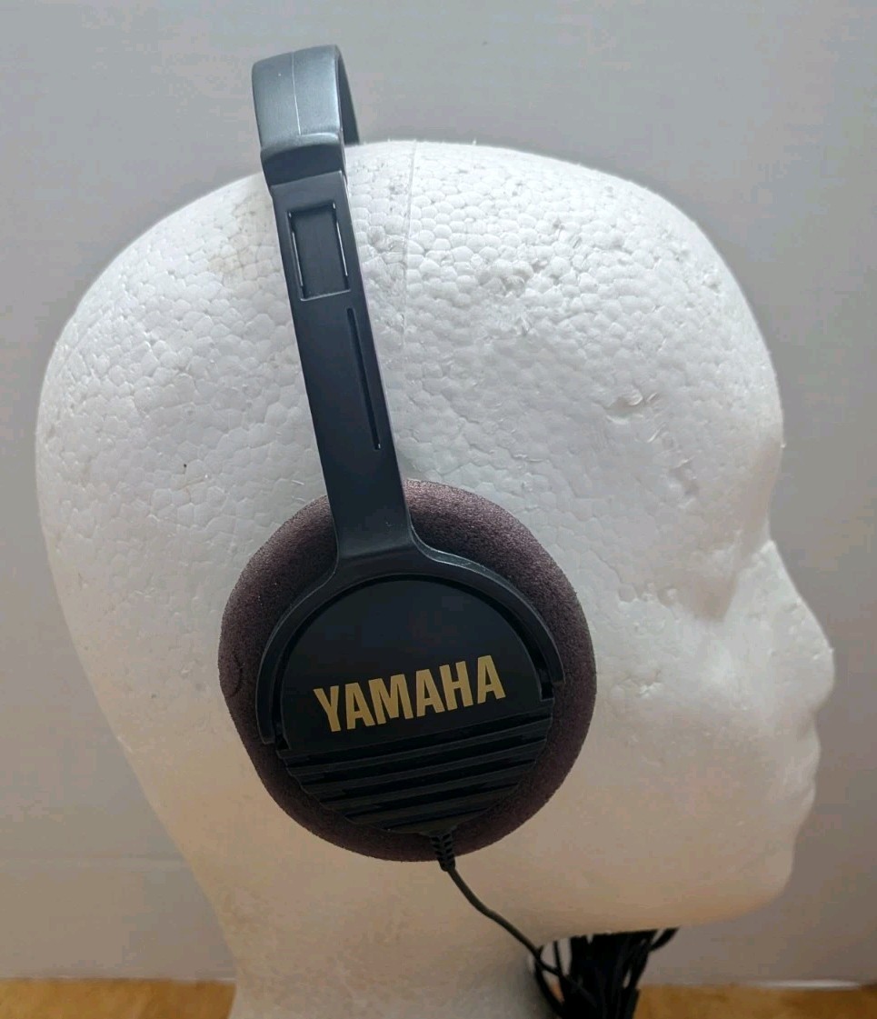 Yamaha Vintage Wired Headphones On-Ear 6.5mm Jack Adapter Black
