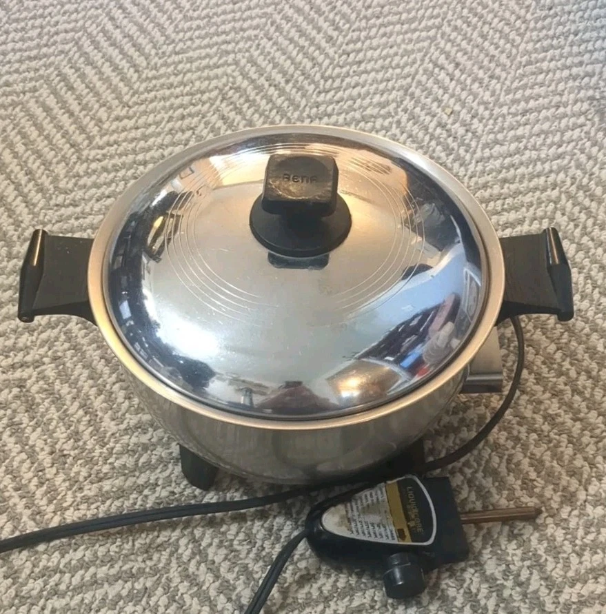 Vintage Rena-Ware Liquid Core Dutch Oven Electric Skillet. Tested