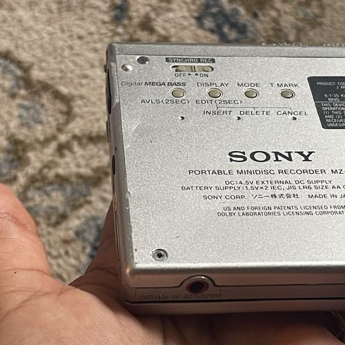 Sony MZ-R37 MD Digital Minidisc Player/ Recorder - Turns On Read Description - Picture 9 of 19