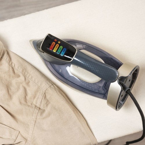 Beldray 3200W Steam Iron Digital Touchscreen Ceramic Soleplate Auto Shut-Off - Picture 9 of 11