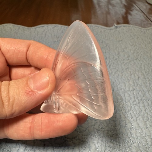 EXQUISITE RETIRED LALIQUE FRANCE CRYSTAL CLEAR BUTTERFLY FIGURINE - Picture 4 of 7