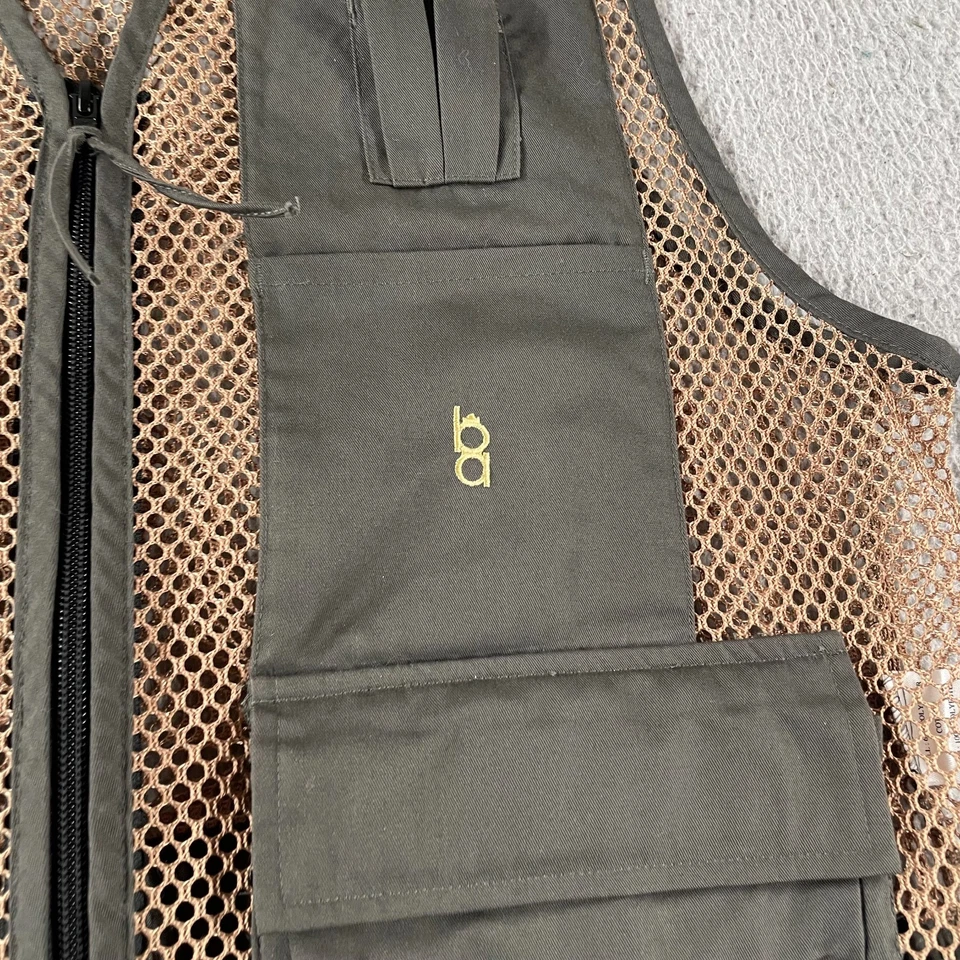 Bob & Allen Shooting / Hunting Vest Men's Size Large Khaki Tan Green Mesh Zip - Image 4 of 4