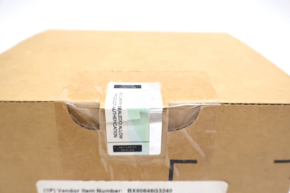 New Intel Pentium G3240 3.10GHz FC-LGA12C Processor BX80646G3240 - Image 3 of 4