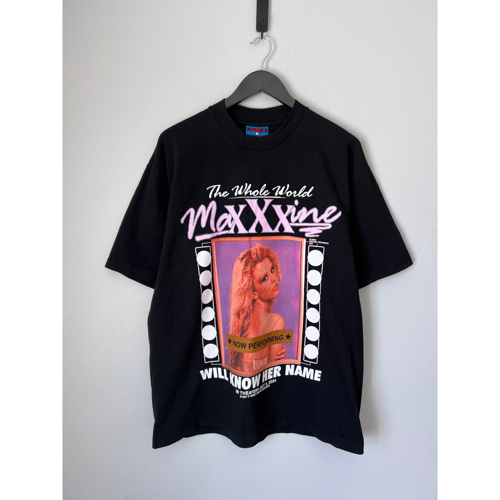 A24 Maxxxine Headshot Black Tee by Online Ceramics - Size Large - New-image