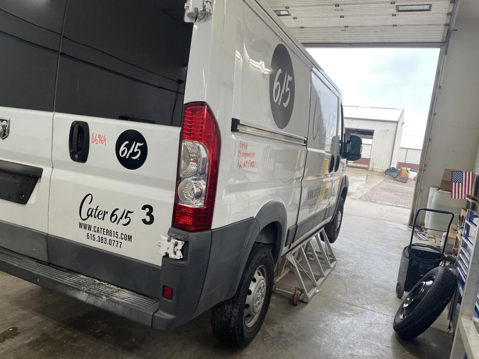 Interruptor selector de aire acondicionado usado se adapta a: camioneta Ram Promaster 1500 2017 sin descongelación trasera Foto 4 de 4