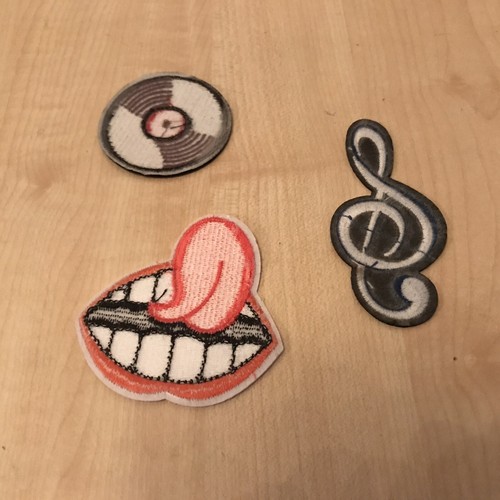 MUSIC PATCHES EMBROIDERY 3 BRAND NEW SUIT DJ MUSICIAN IRON ON ROLLING STONES - Picture 5 of 5