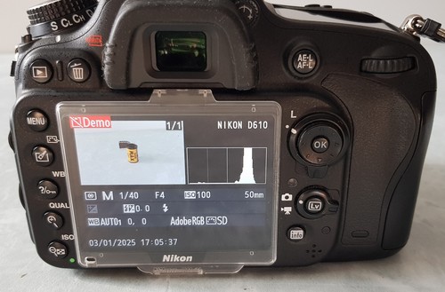 Nikon D610 F.F. Digital Camera + Nikkor 50mm 1.8D Lens + Batt + USB Charger - Picture 14 of 16