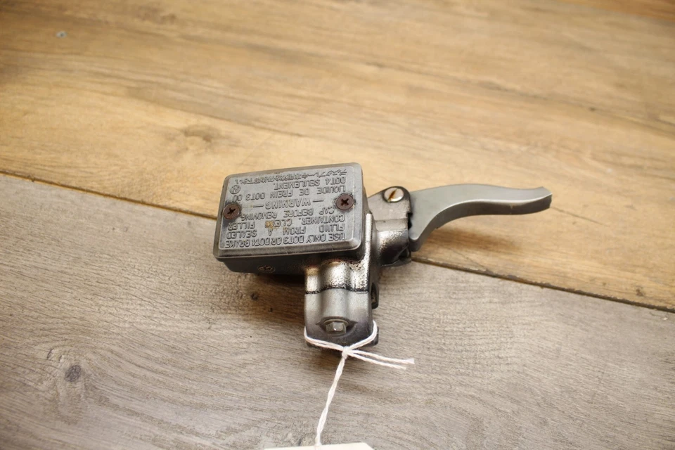 Honda Foreman 450 1999 ES 4x4 freno delantero maestro Foto 3 de 4