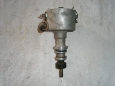 Vintage Mallory Ignition Dual Point Distributor 2558201