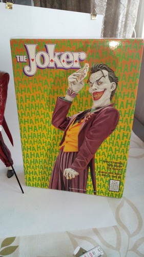 Batman Joker Horizon Modelkit gebaut und bemalt 1994, mit OVP, 31 cm hoch !!! - Bild 6 von 6