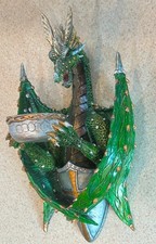 KINGDOM OF DISCORDIA Dragon Wall Plaque (Franklin Mint) -- 13 x 8 x 8 of 500