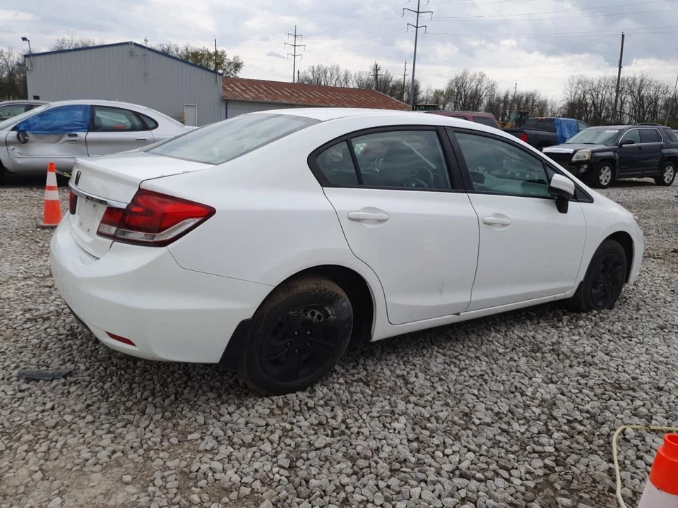 Conjunto de bomba de combustible Honda Civic 2015 1,8 L tracción delantera usada 145 k millas OEM Foto 3 de 4