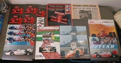 Vintage 1988 Briggs and Stratton 200 Indy Car Race Program & Souvenir Photos Lot