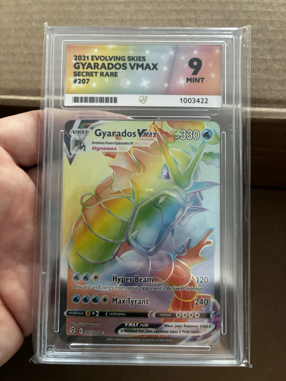 Pokémon Gyarados VMAX TCG Evolving Skies Holo Card Rainbow Secret Ace grade 9