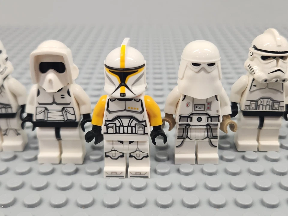 Lote de (5) minifiguras LEGO Star Wars: Imperial Scout Stormtrooper Snowtrooper... Foto 3 de 4