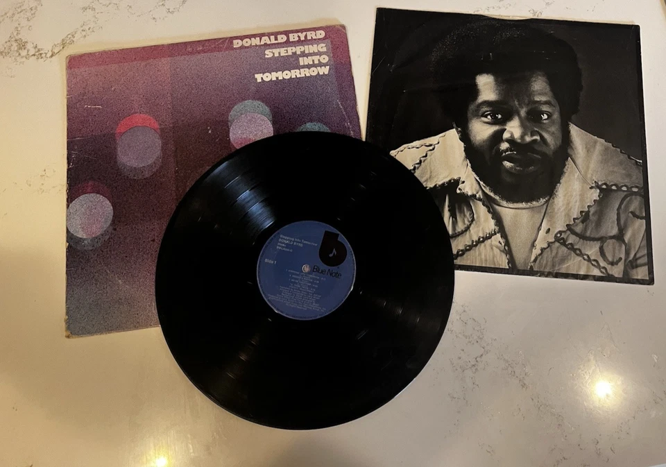 Donald Byrd Stepping Into Tomorrow. Includes inner sleeve Blue Note - Image 2 of 4