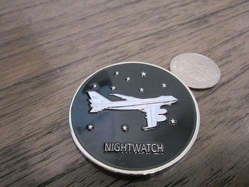 Centro Nacional de Operaciones Aerotransportadas Reloj Nocturno POTUS NAOC E-4B Moneda Desafío - Imagen 2 de 9