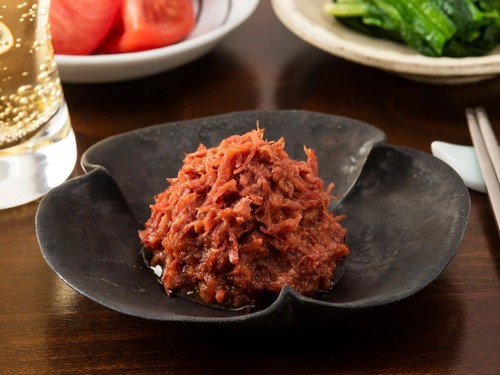 Comida enlatada carne en conserva KANTSUMA Yukhoe salsa picante bocadillo conservado japonés 80 g - Imagen 13 de 20
