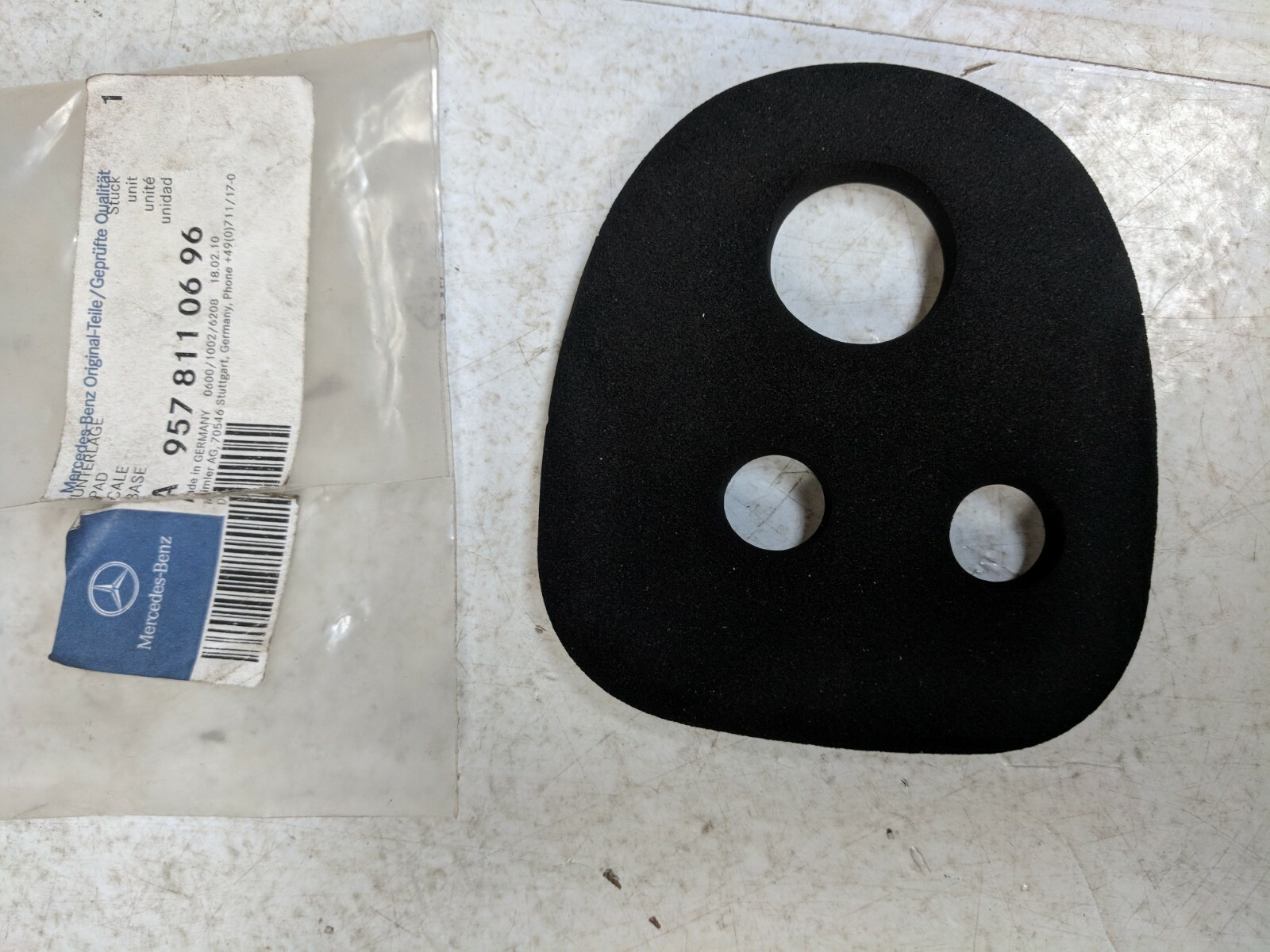 GENUINE MERCEDES EXTERIOR MIRROR MOUNT PAD A9578110696 | eBay