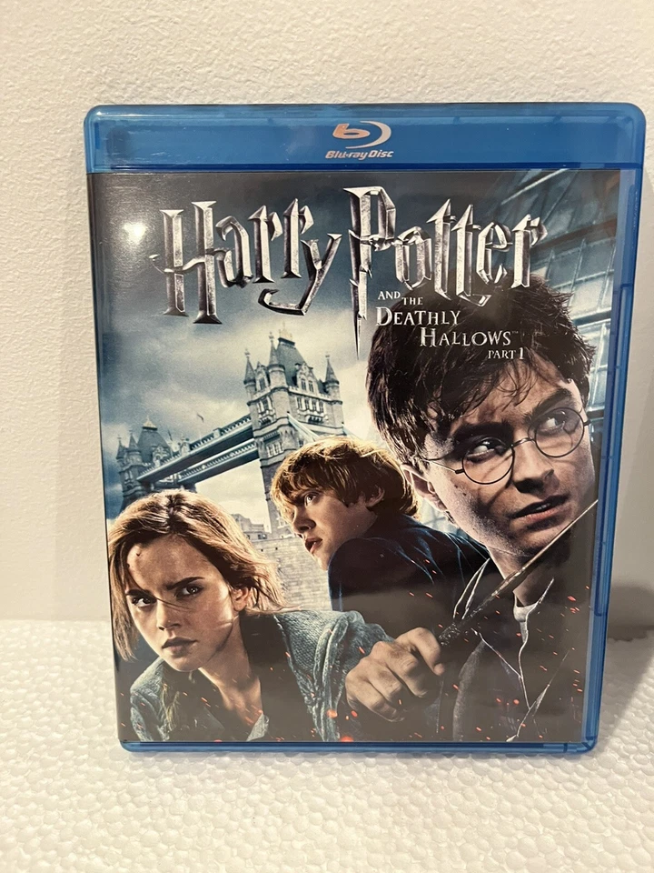 Harry Potter And The Deathly Hallows Part 1&2 Blu-ray. Includes DVD And Special - Image 2 of 4