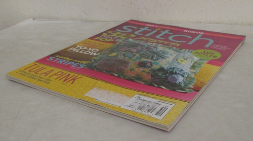 Quilting Arts Magazine: Stitch, Creating with Fabric + Thread (Summer 2015) - Picture 2 of 11