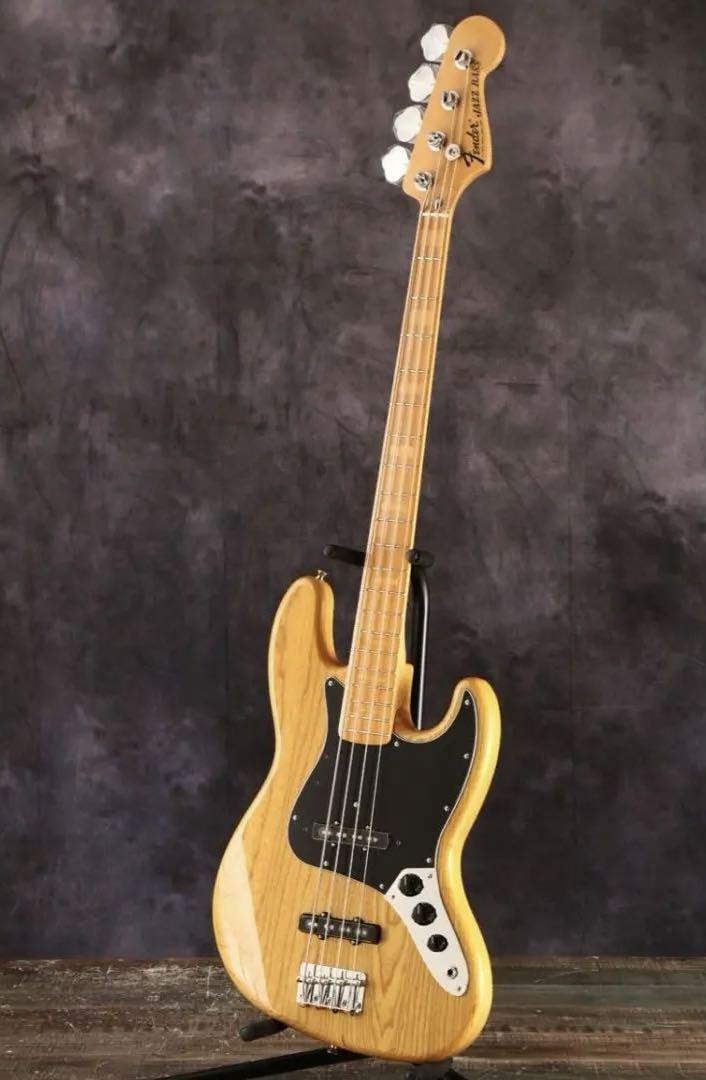 Fender MIJ Traditional 70s Jazz Electric Bass Guitar Safe