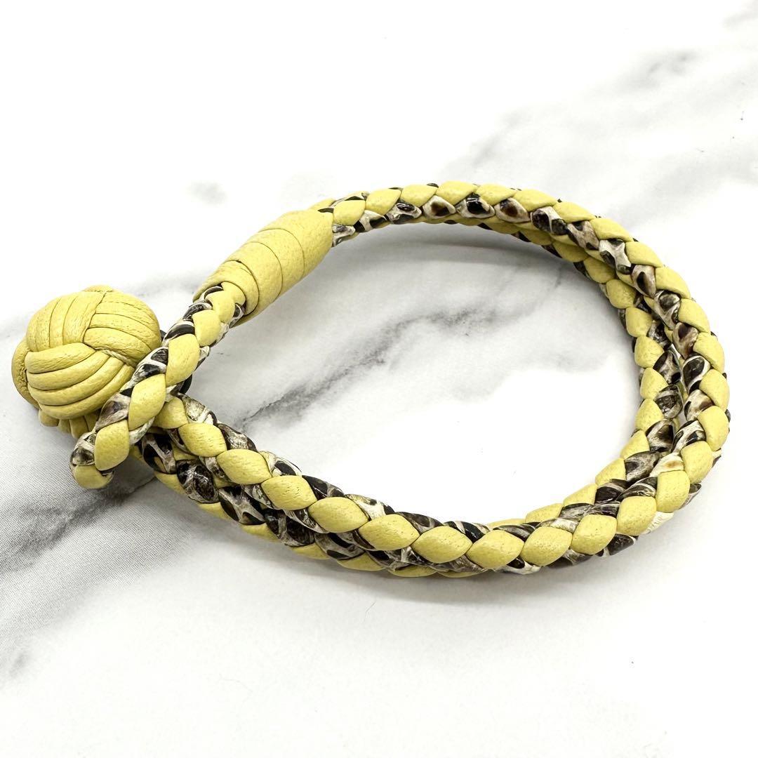 Bottega Veneta Bracelet Intrecciato Yellow YZ 16000 Bottega Veneta Bracelet Intrecciato Yellow YZ 16000