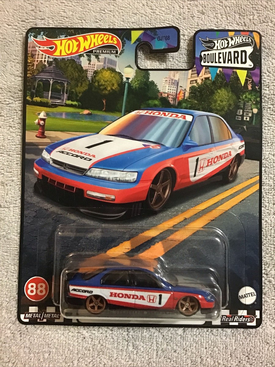 2024 Hot Wheels Premium 1996 HONDA ACCORD 1/64 Diecast Boulevard