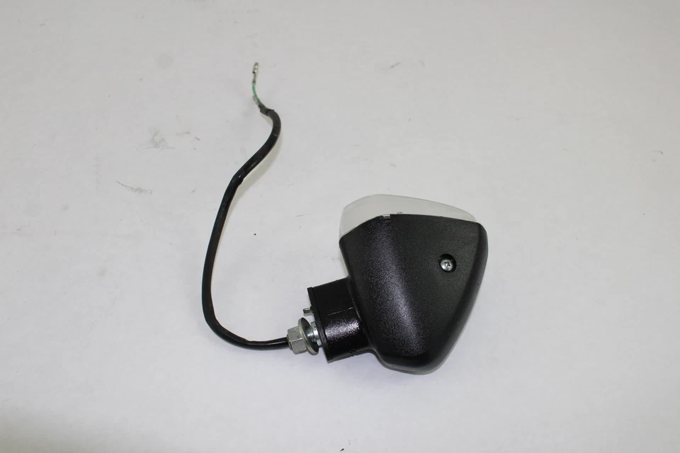 Задний указатель поворота 2015 15 Suzuki GW250F Inazuma 250 - Изображение 4 из 4