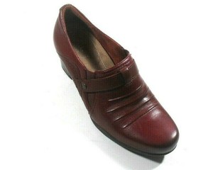 clarks rosalyn nicole