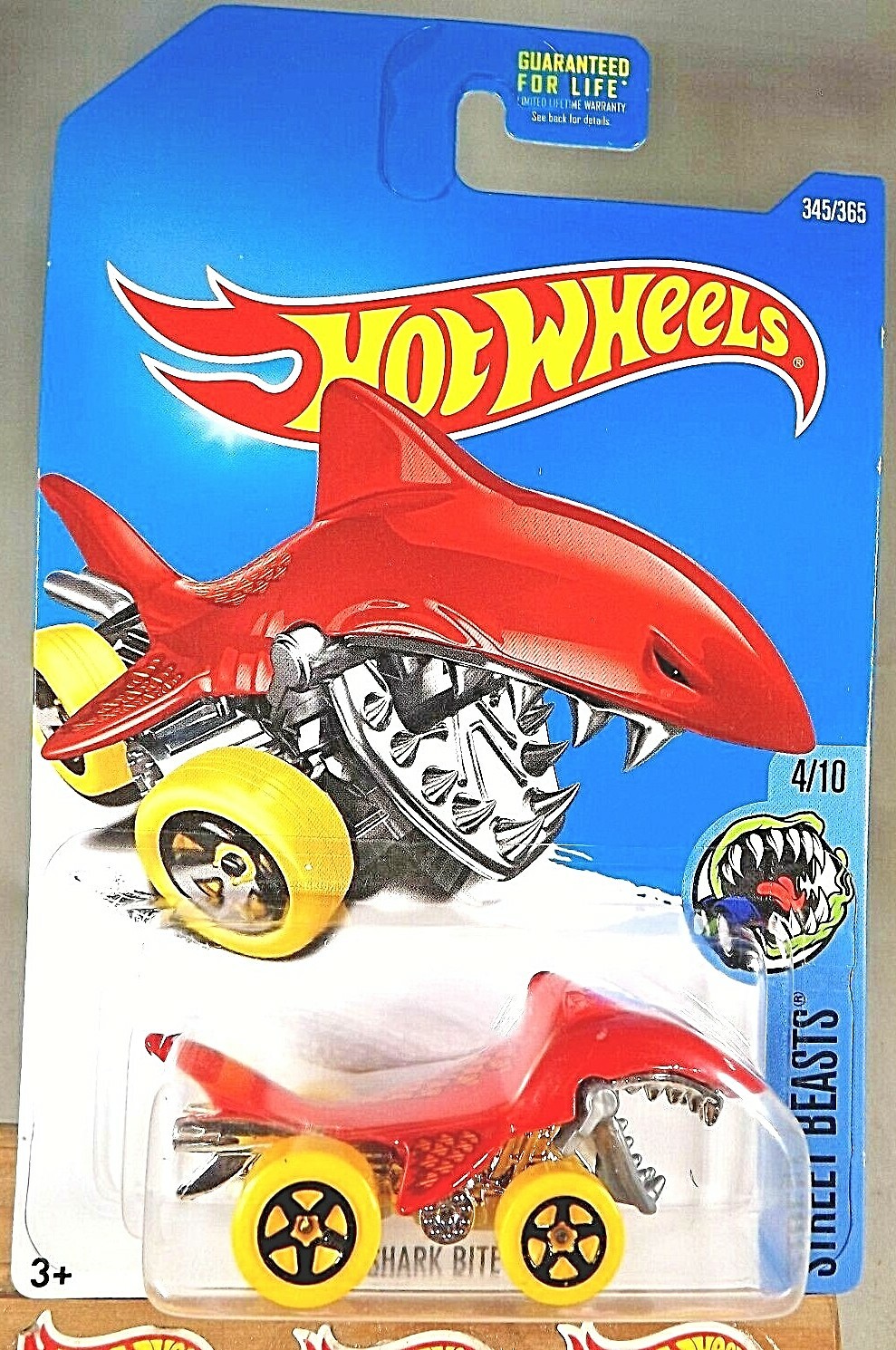 2017 Hot Wheels #345 Street Beasts 4/10 SHARK BITE Red w/Yellow Wheels Black 5Sp