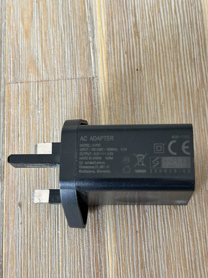 Lenovo (C-P37) UK 3-Pin Black AC Adapter With USB Port (5.2V, 2.0A) - Image 4 of 4