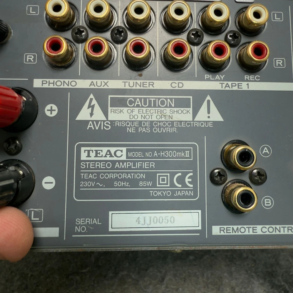 Teac A-H300 MKII HiFi Stereo Integrated Amplifier Silver Seperate 2 Amp Phono - Image 4 of 4