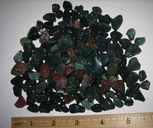 130+ TUMBLED POLISHED SMALL 0.3"- 0.5" BLOODSTONE HELIOTROPE STONES INDIA 192.4g - Picture 4 of 5