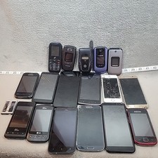 Lot of 17 Android Phones Mixed Models Flip Phones For Parts Repair AS-IS