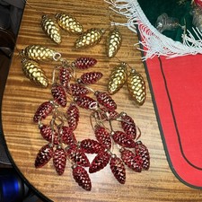 Shatterproof Pinecone Christmas Ornaments Lot 3 8PC RED Clusters  4 2PC GOLD