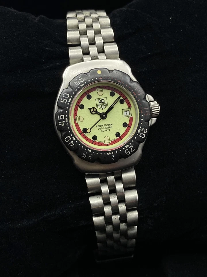 All Original  Vintage 90s TAG HEUER Formula 1 WA1411 Luminous Dial Swiss Watch - Image 2 of 4