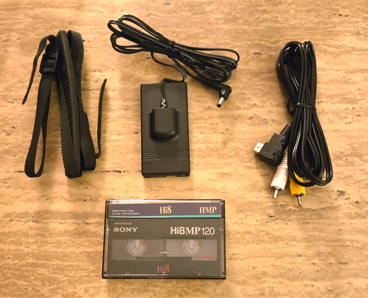 Hitachi VM-E52A Vintage 8mm Video Camcorder/Parts or Repair | eBay