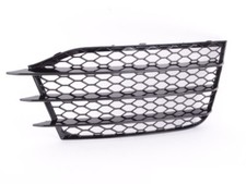 Original Audi TT-RS 8J Front Gitter Stoßstange Vorne Rechts Abdeckung Cover *NEU