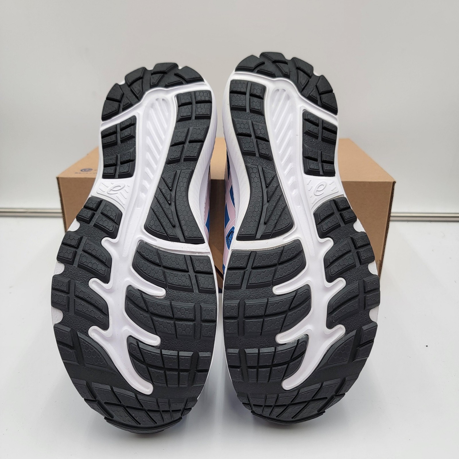 SAOLA Scarpe da corsa ASICS Contend 7 GS giovani taglia 7 bambini sneakers 1014A192 413