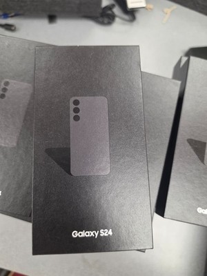 Samsung Galaxy S24 本体 箱付き s-l400.jpg
