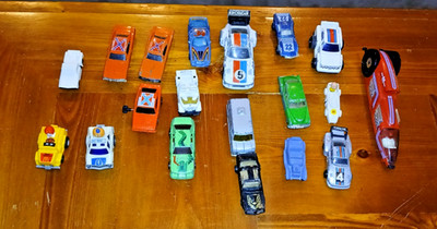 19 Diecast Cars Mixed Lot 70's +-Several makes, models + manufacturer's #0280EPC